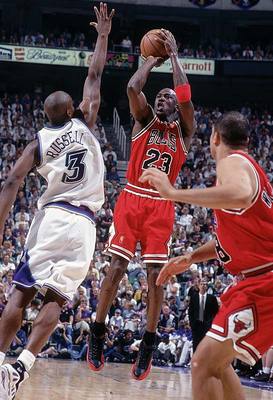 michael_jordan_1997_display_image